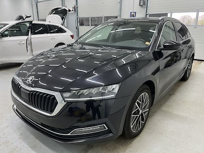Skoda Octavia 2,0 Tdi Adblue Business Execu Dsg7 Combi UA!