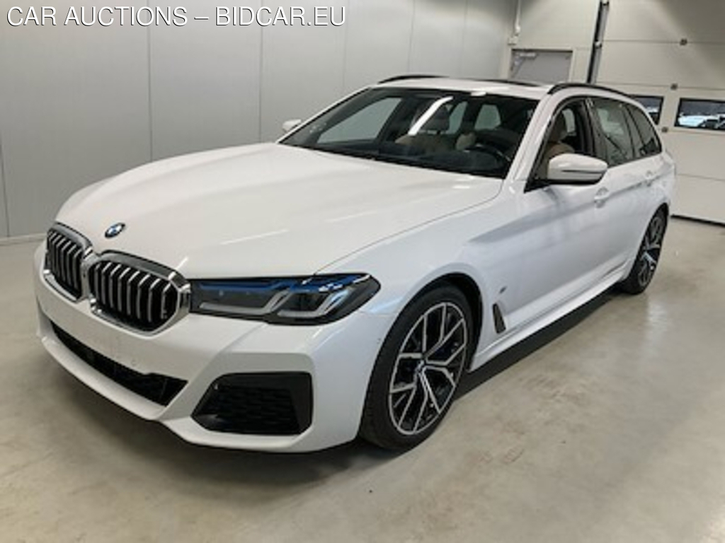 BMW 5 serie 530D Touring F M-Sport auto xDrive UA!