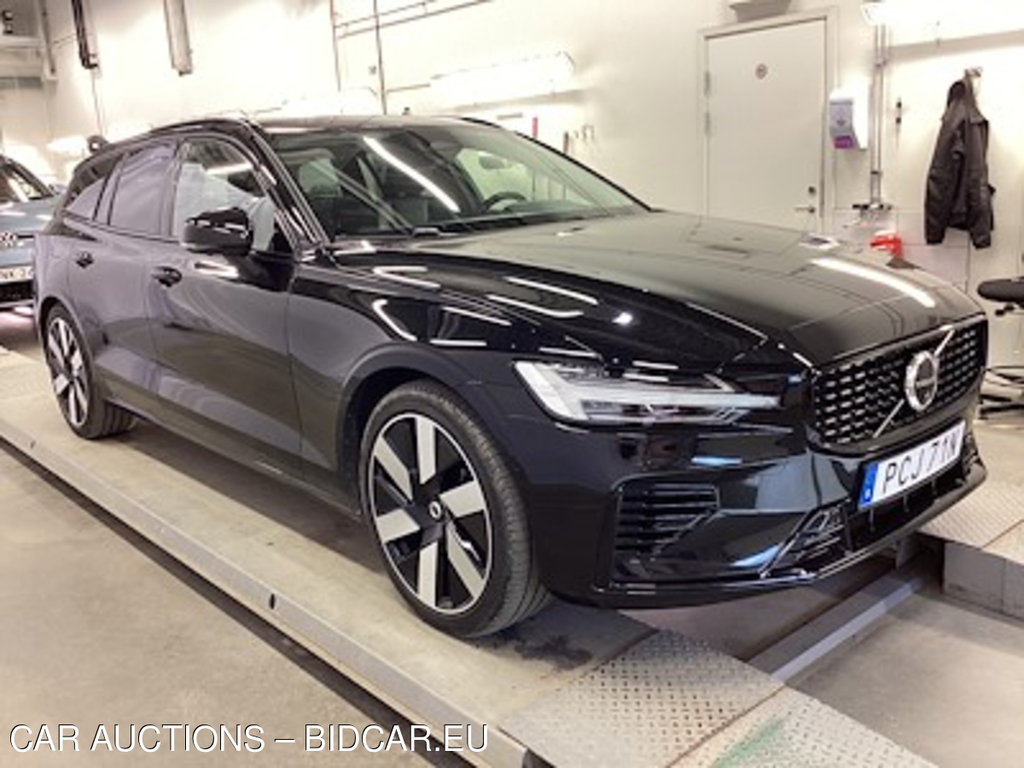 Volvo V60 T6 Recharge 350 AWD Ultimate Dark H/K Panorama