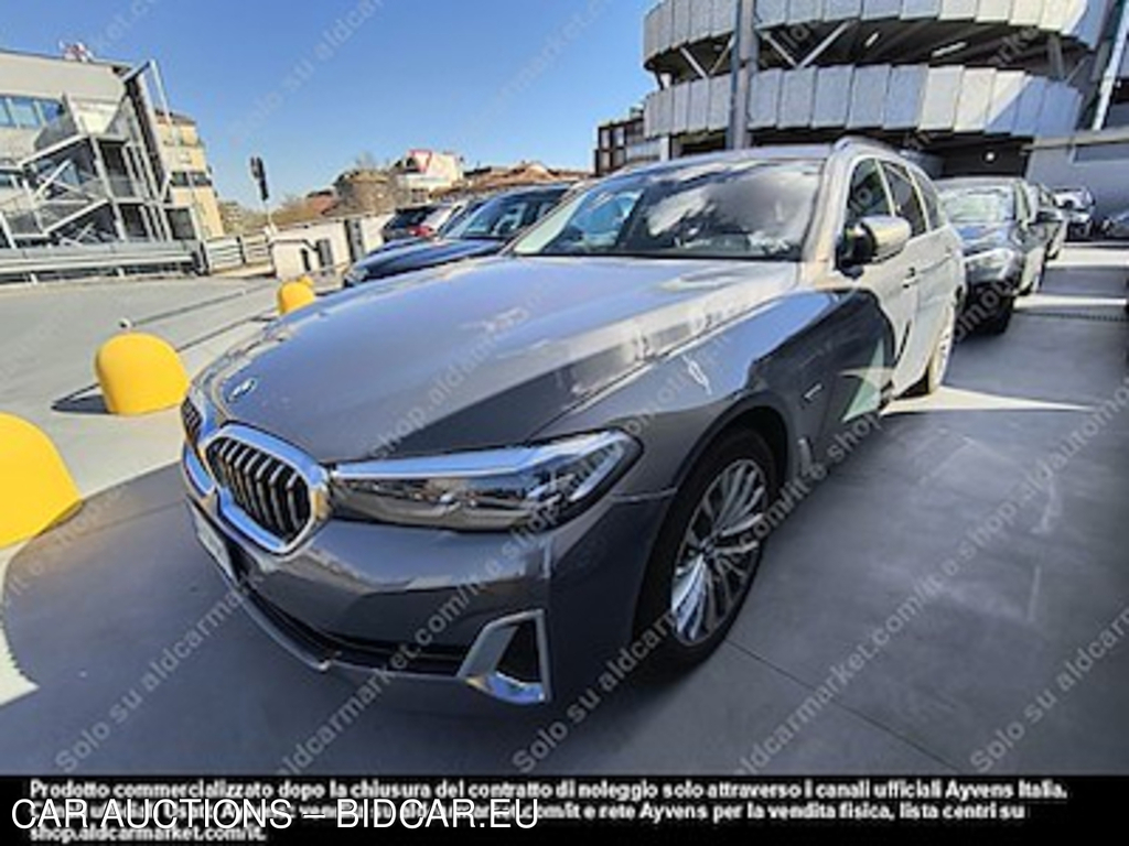BMW series 5 SW 530e luxury -