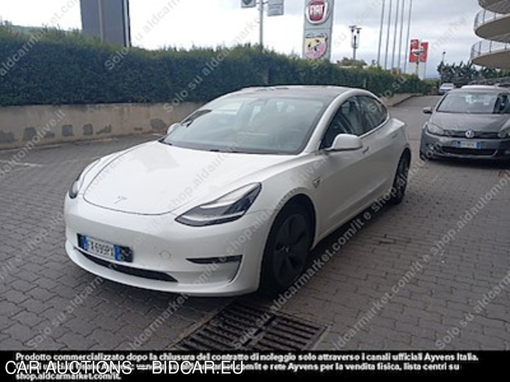 Tesla model 3 75 kwh long -