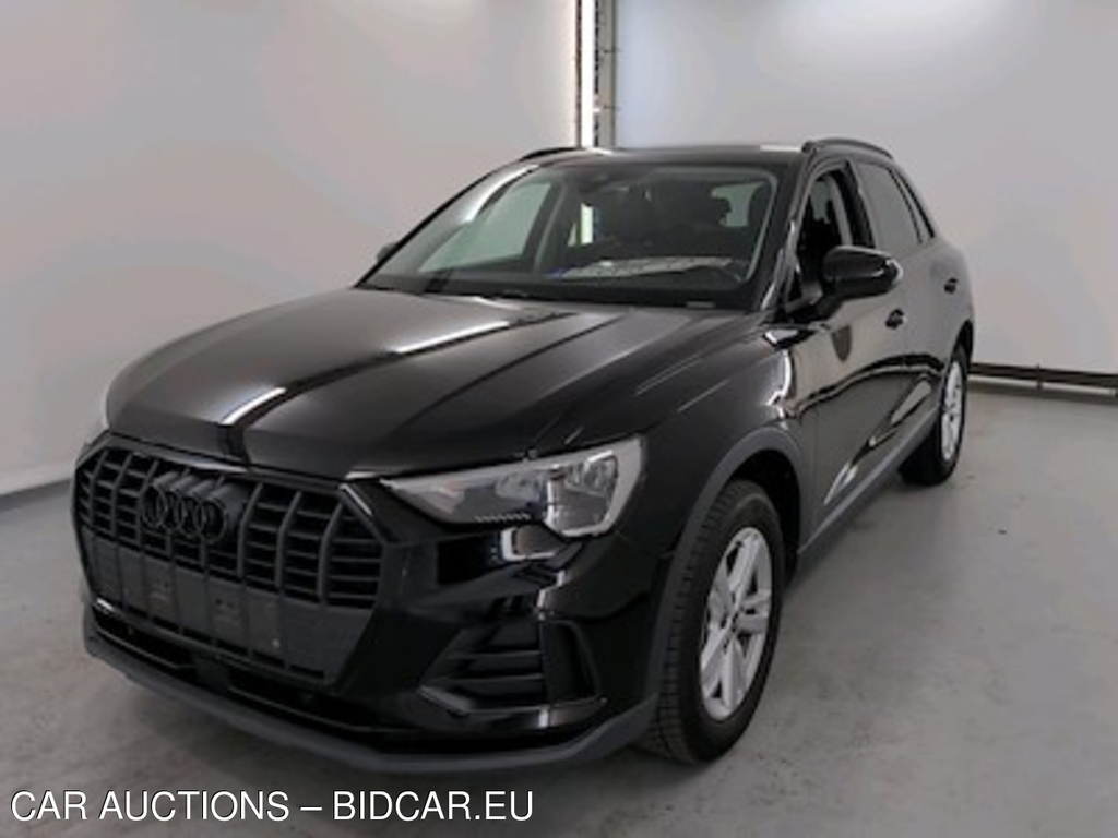Audi Q3 1.4 45 TFSI E S TRONIC Business Plus