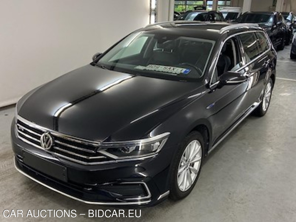 Volkswagen Passat variant gte - 2020 1.4 TSI PHEV GTE Business DSG Climatiseur et energie II arriere
