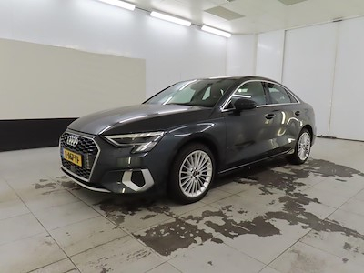 Audi A3 limousine 35 TFSI S tronic Business edition 4d