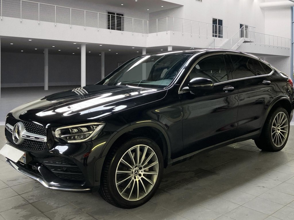 Mercedes Glc COUPÉ 300 E 9G-TRONIC 4MATIC AMG LINE, 2023