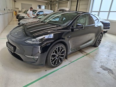 Tesla Model Y Performance Allradantrieb mit Dualmotor