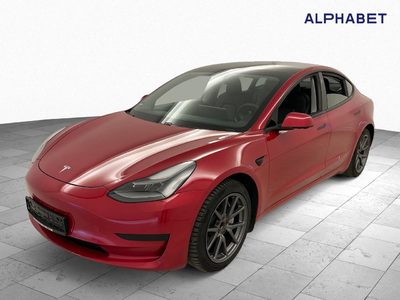 Tesla Model 3 Standard Reichweite Plus Hinterradantrieb, 2021
