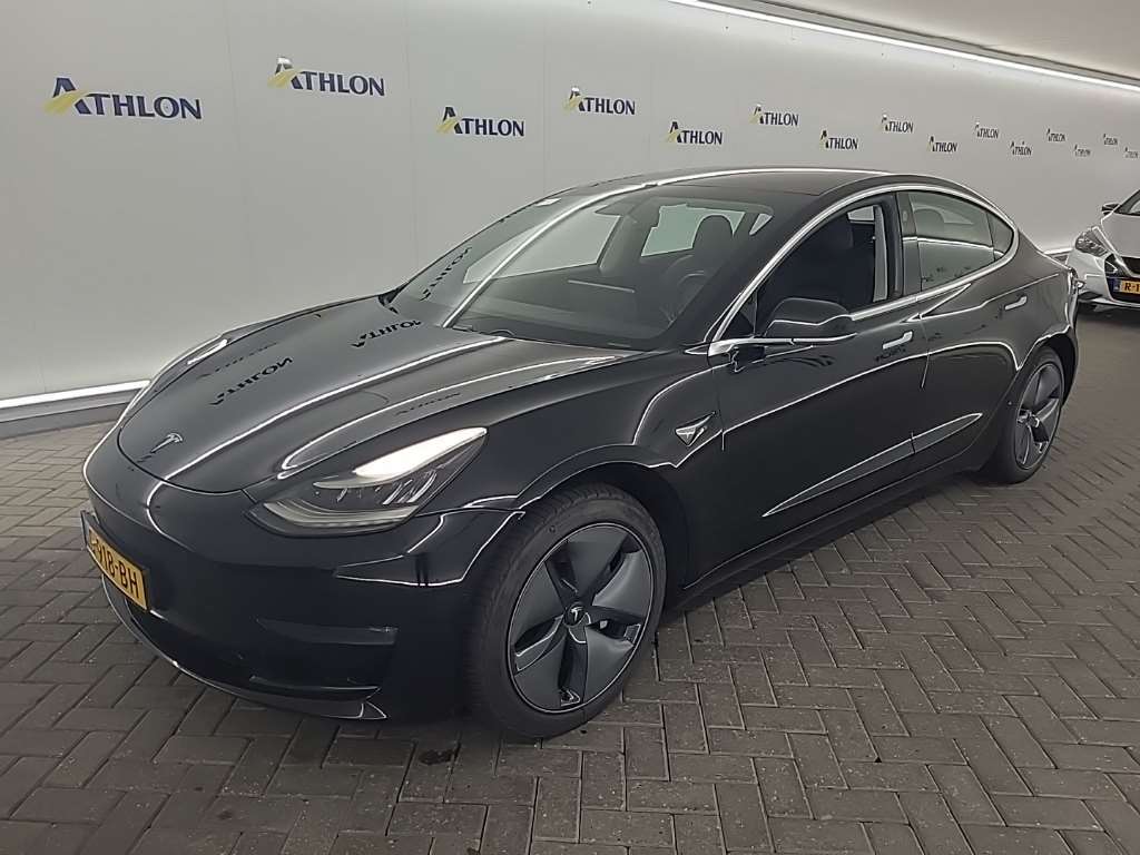 Tesla Model 3 STANDARD RANGE PLUS RWD 4D 211KW, 2019