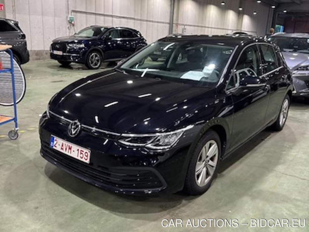 Volkswagen Golf viii 1.5 E-TSI 110KW LIFE DSG
