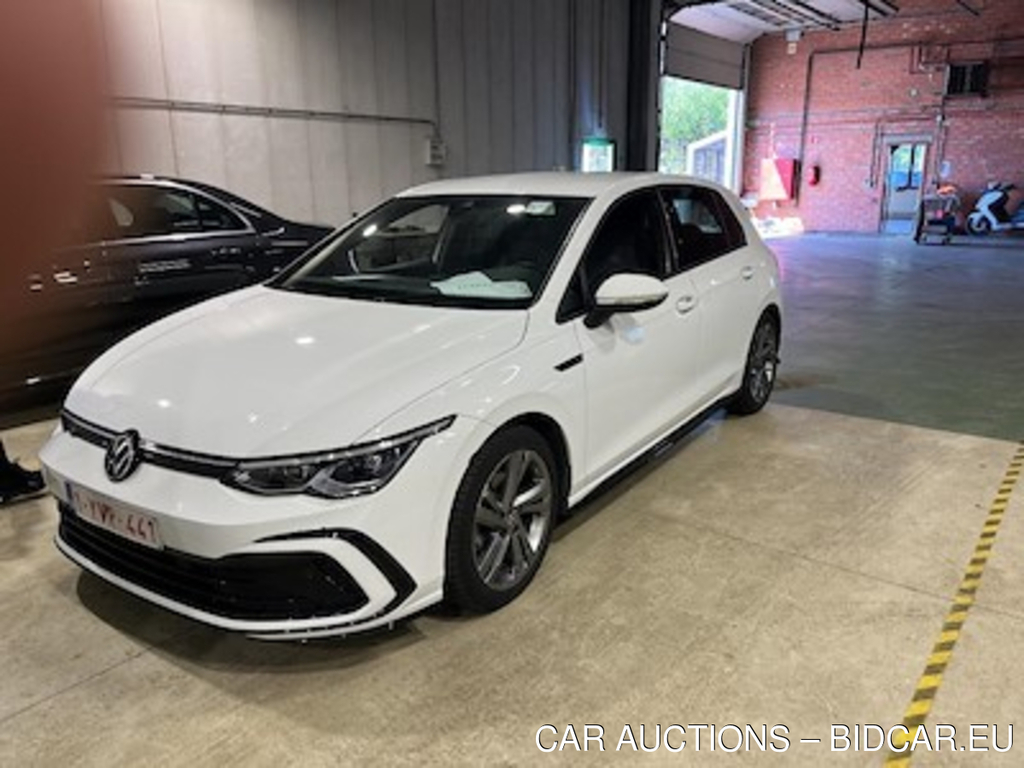 Volkswagen Golf viii 2.0 TDI 110KW R-LINE DSG