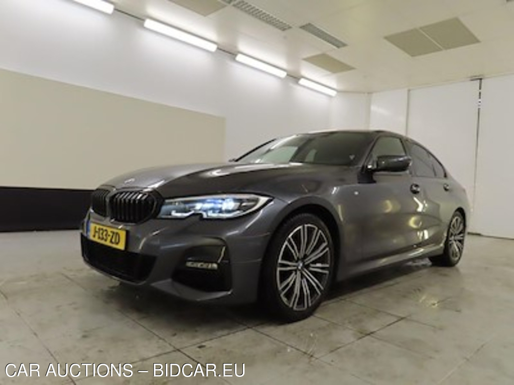 BMW 3 serie sedan 320iA High Executive Edition M Sport 4d