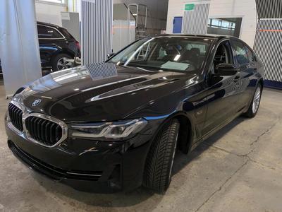 BMW 545e XDRIVE AUT., 2022