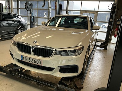 BMW 5 serie 2.0 520D TOURING F CONNECTED AUTO stationcar UA!