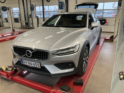 Volvo V60 cross country 2.0 D4 190 AWD VBL AUTO UA!
