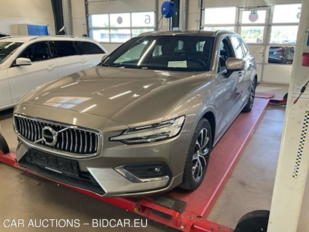 Volvo V60 2.0 B4 D 197 INSCRIPTION VBL AUTO UA!