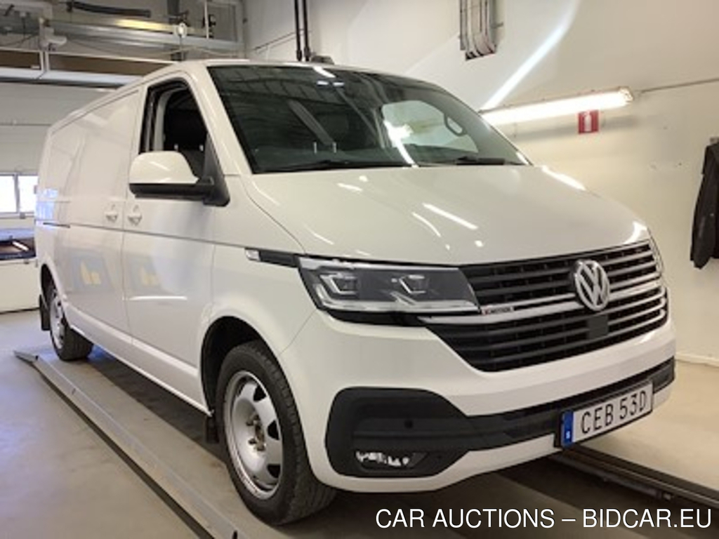 Volkswagen TRANSPORTER T30 2.0 TDI 4Motion L2 Premium Drive Paket Cockpit Drag Kamera 3-Sits Varmare Inredning Navi