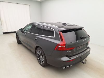Volvo V60 diesel - 2018 V60 2.0 B4 MOMENTUM PRO GEARTRONIC, 2021
