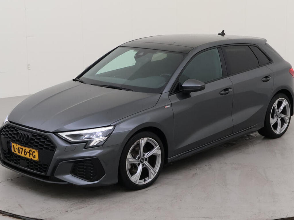 Audi A3 Sportback 30 TFSI 110PK S TRONIC S EDITION OPTIEK PANO, 2021