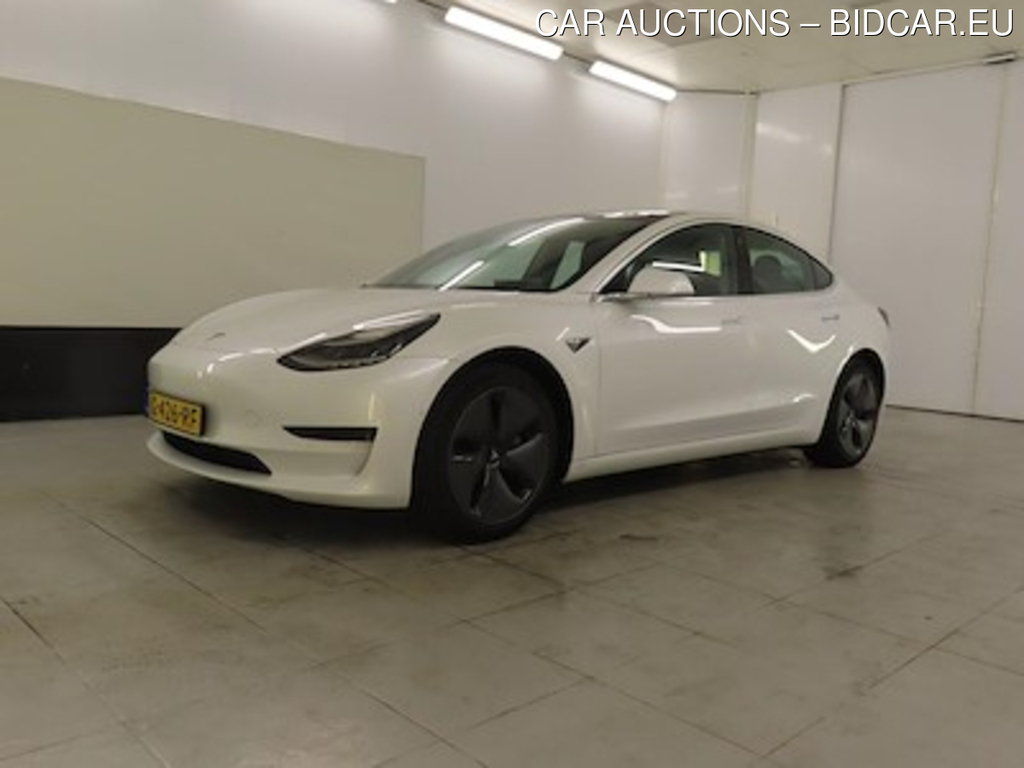 Tesla Model 3 Standard Range Plus RWD 4d