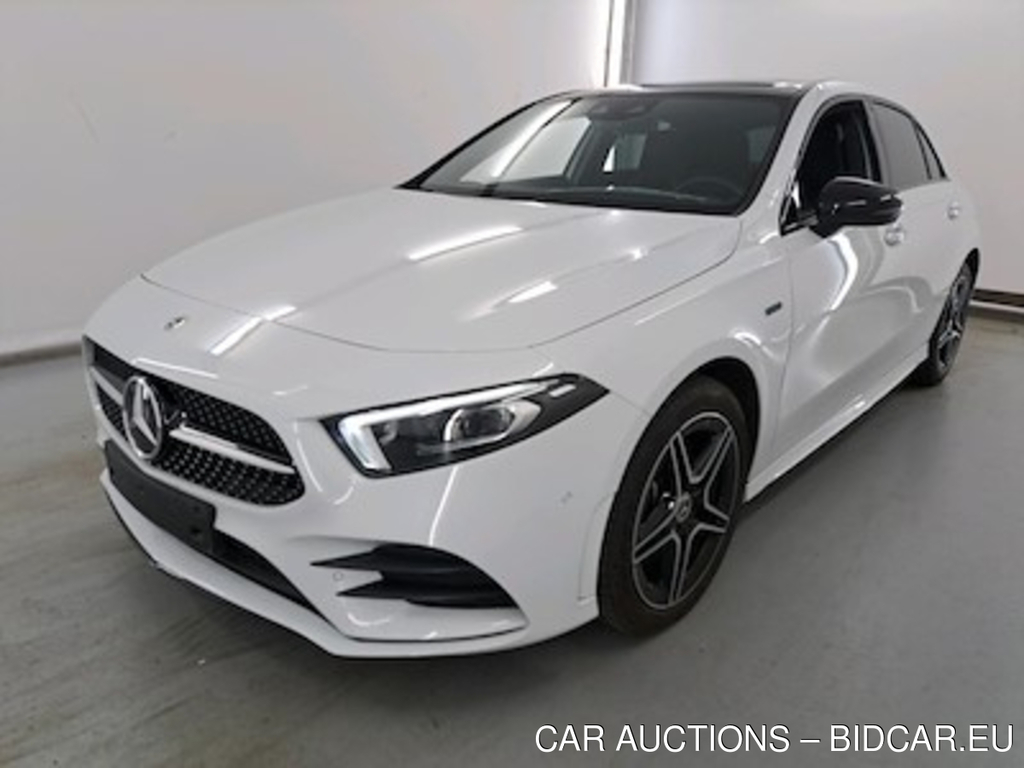 Mercedes-Benz A-CLASS 1.3 A 250 E DCT Business Solution AMG PLUS