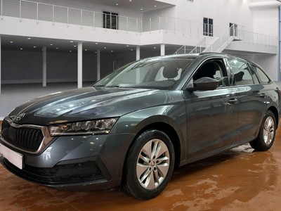 Skoda Octavia COMBI 2.0 TDI 150 CH DSG7 BUSINESS Business, 2021