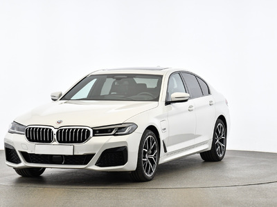 BMW 545e PHEV xDrive Aut. (G30) M Sportpaket, 2022