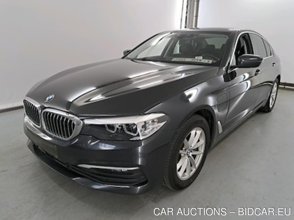 BMW 5 - 2017 530eA PHEV Performance OPF Business Comfort