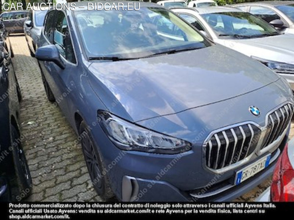 BMW series 2 active 218d luxury -