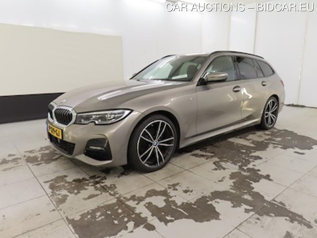 BMW 3 serie touring 318iA Business Edition Plus M Sport 5d