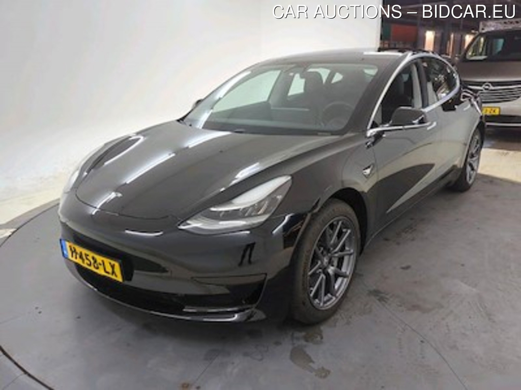 Tesla Model 3 Standard Range Plus RWD