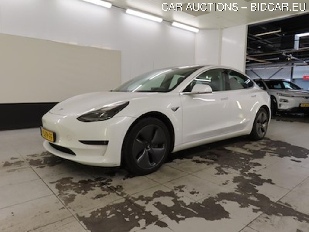 Tesla Model 3 Standard Range Plus RWD 4d