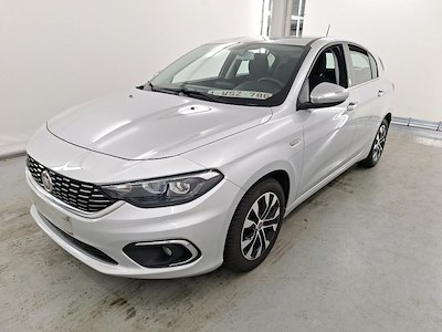 Fiat Tipo hatchback 1.4i Mirror Business (EU6d-TEMP) STOCK