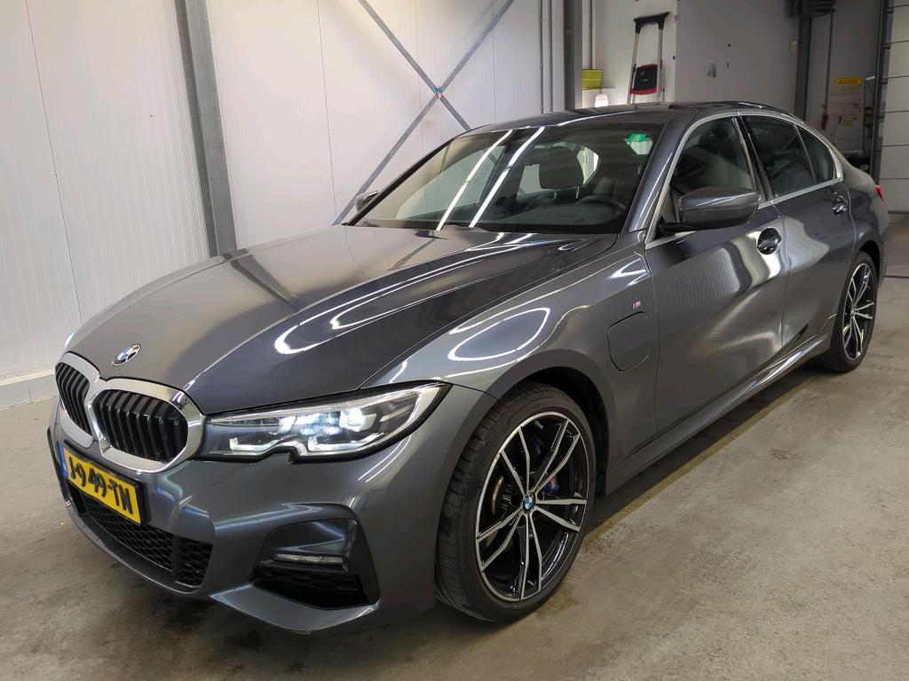 BMW 330 eA 215kW, 2020