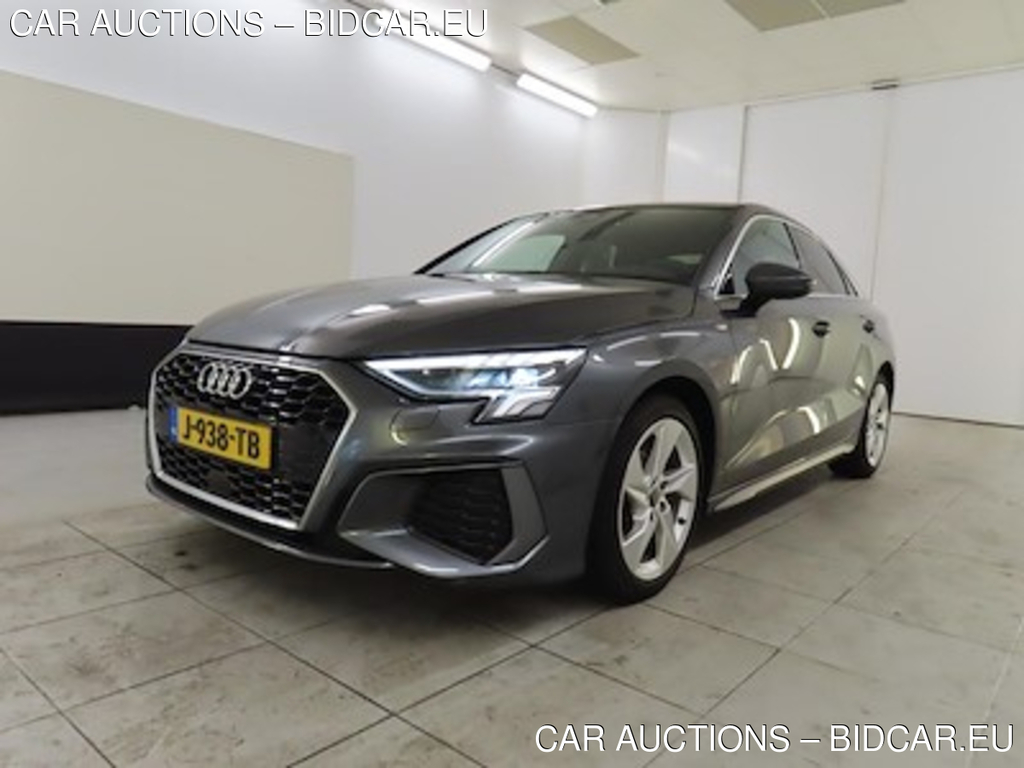 Audi A3 limousine 35 TFSI S tronic S edition 4d