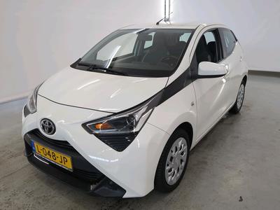 Toyota Aygo 1.0 VVT-I X-PLAY, 2021