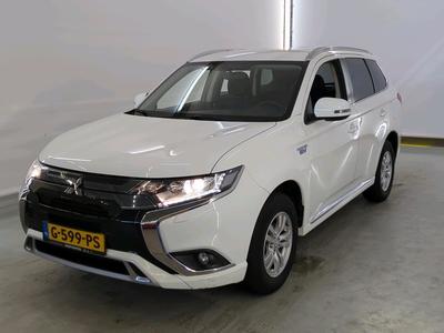 Mitsubishi Outlander 2.4 PHEV PURE, 2019