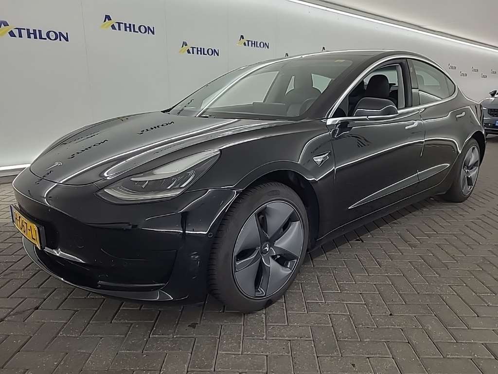 Tesla Model 3 STANDARD RANGE PLUS RWD 4D 225KW, 2020