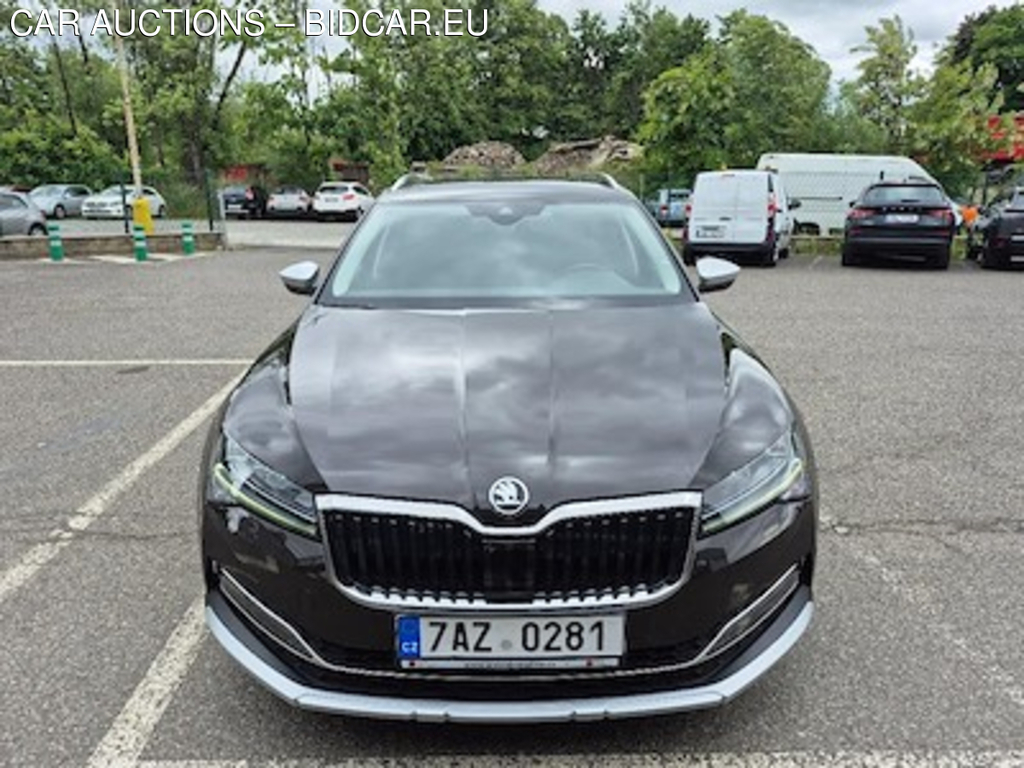 Skoda Superb 2.0 TDI 140kW Scout Combi 4x4 DSG