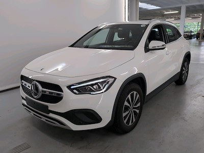 Mercedes-Benz Gla - klasse 1.3 GLA 180 DCT BUSINESS SOLUTION