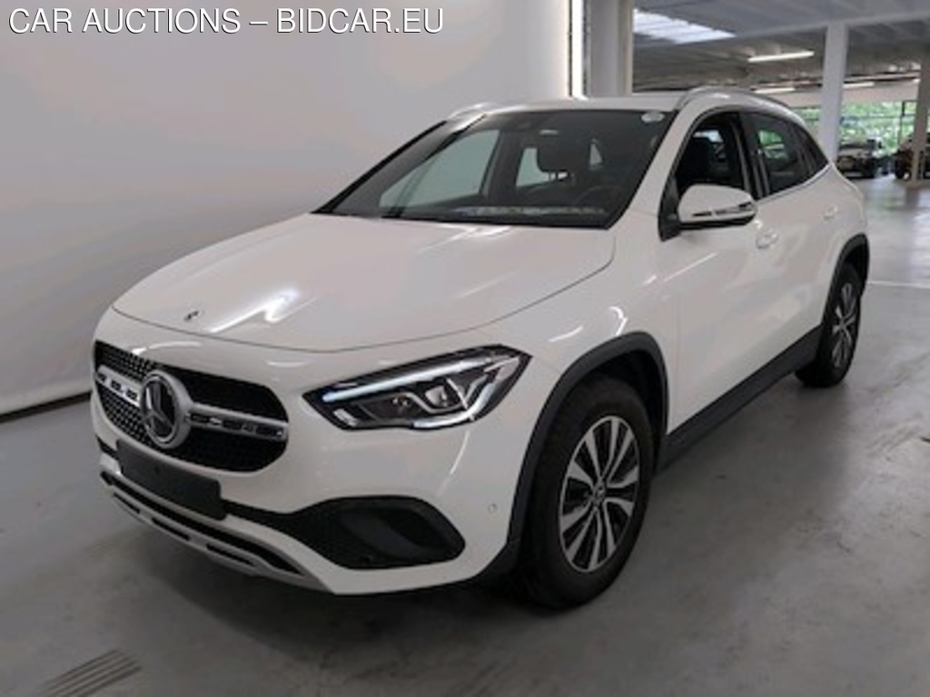 Mercedes-Benz Gla - klasse 1.3 GLA 180 DCT BUSINESS SOLUTION