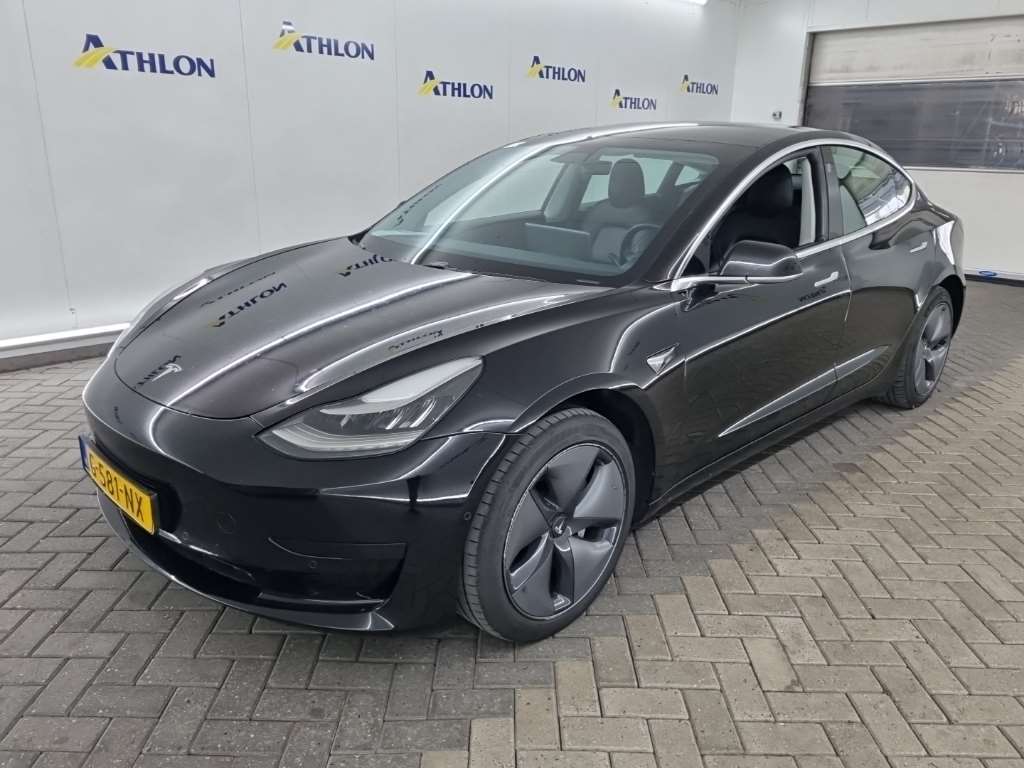 Tesla Model 3 STANDARD RANGE PLUS RWD 4D 211KW, 2019