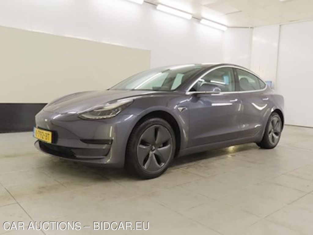 Tesla Model 3 Standard Range Plus RWD 4d