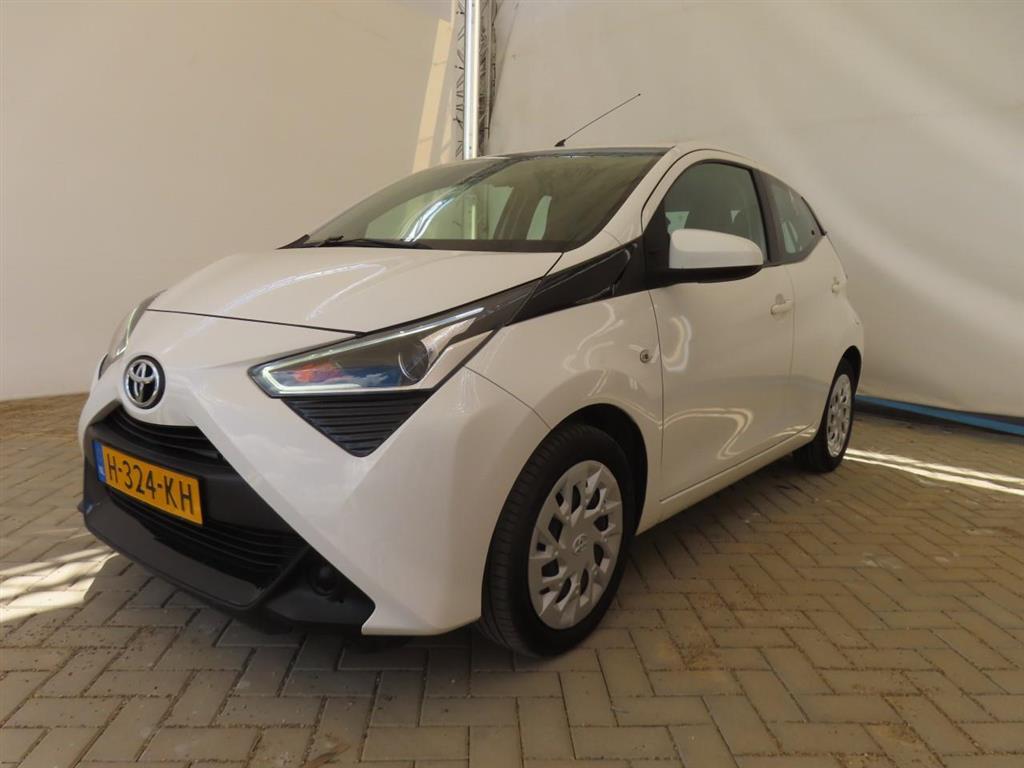 Toyota Aygo 1.0 VVT-I X-PLAY, 2020