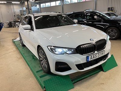 BMW Series 3 320d Touring xDrive M Sport Display Key Kamera Drag Navi