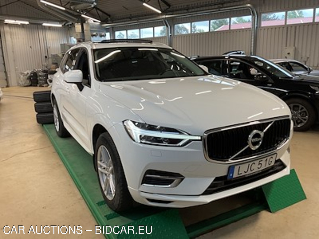 Volvo XC60 T8 AWD Momentum Adv Edit Panorama Drag Kamera