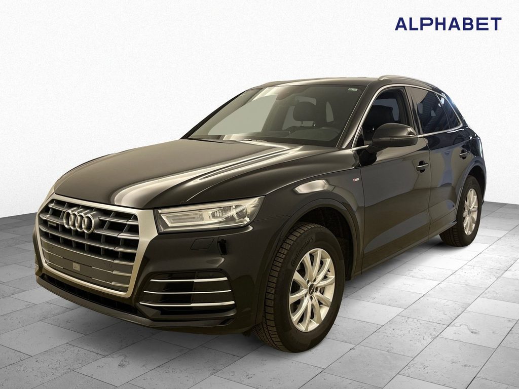Audi Q5 50 TFSI e quattro S tronic sport, 2021