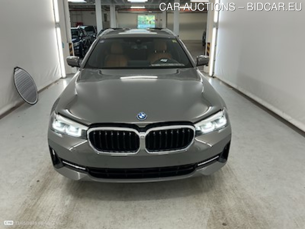 BMW 5 series touring 2.0 520E TOURING AUTO Parking Assistant Driving Assistant Business