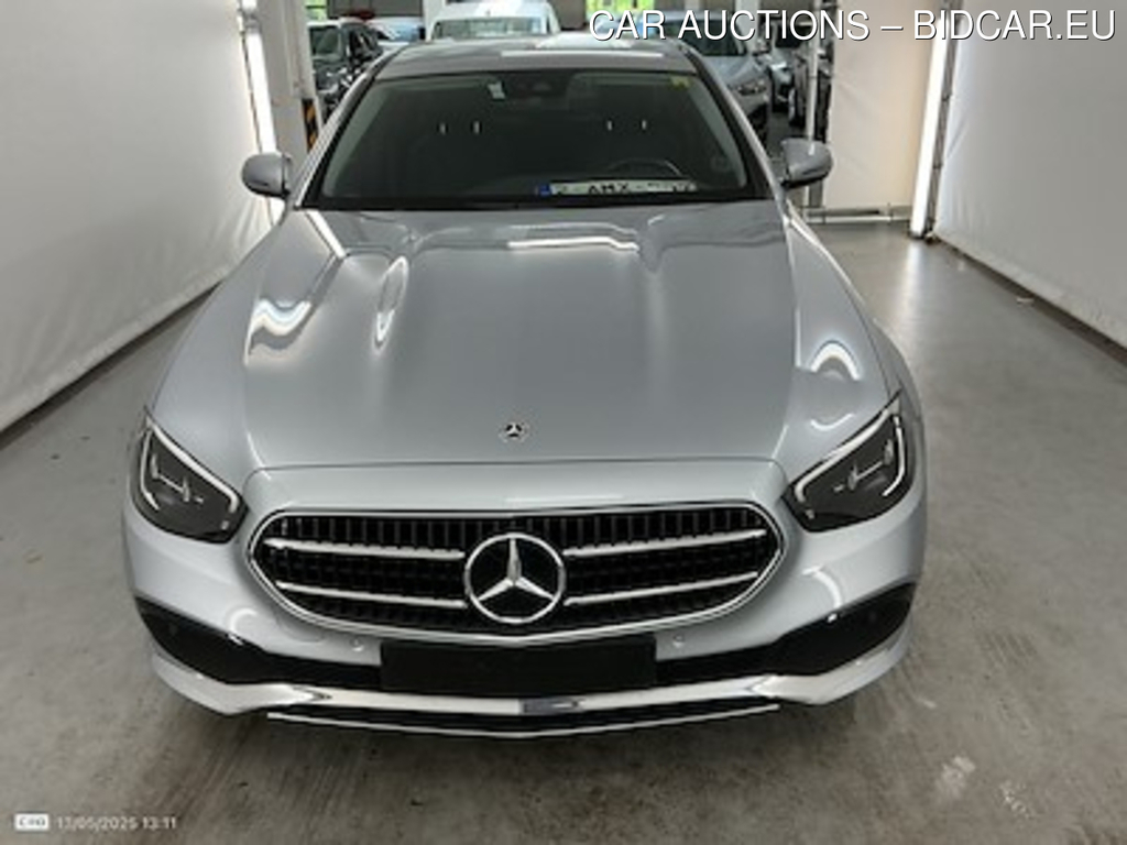 Mercedes-Benz E-Klasse 1.6 E 200 D BUSINESS SOLUTION AUTO