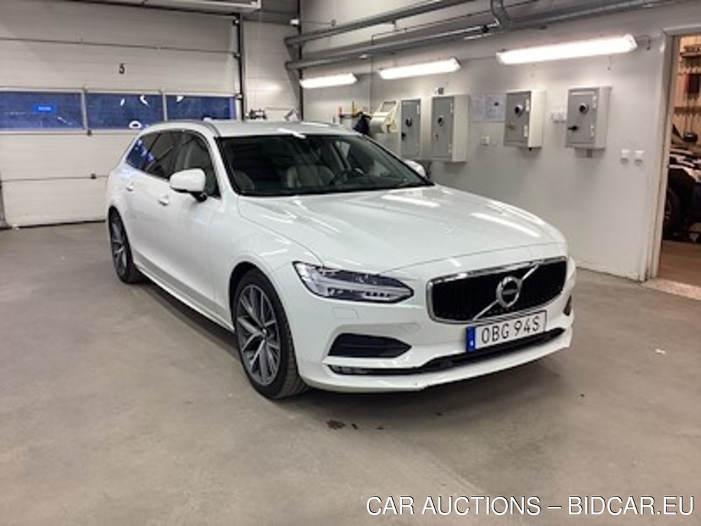 Volvo V90 D4 AWD Momentum Adv Edit Teknik Skinn Drag Kamera BLIS Navi