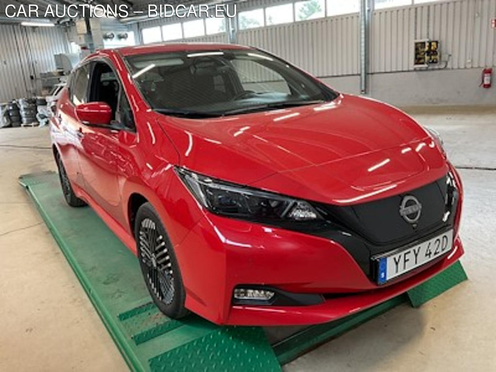 Nissan Leaf N-Connecta 39 kWh *RETAIL READY*